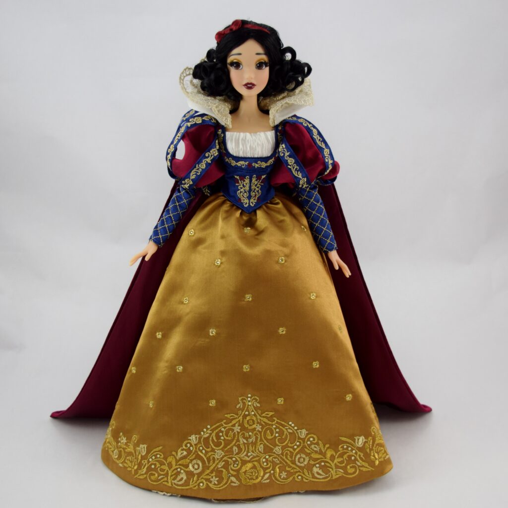 Disney Limited Edition D23 Snow White Doll 2017