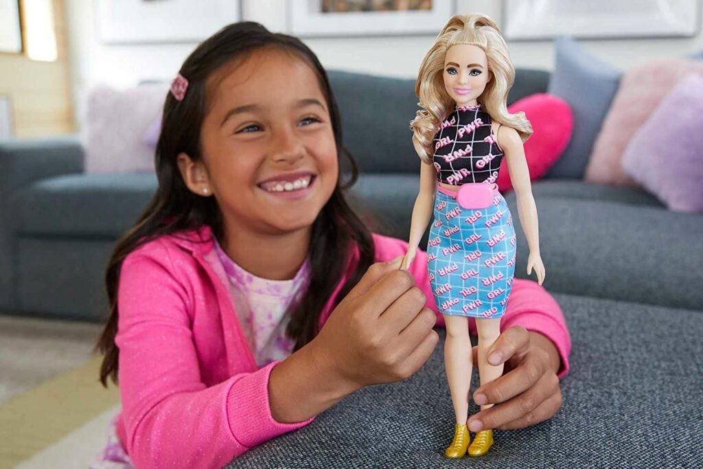 Barbie 2022 Fashionistas 202