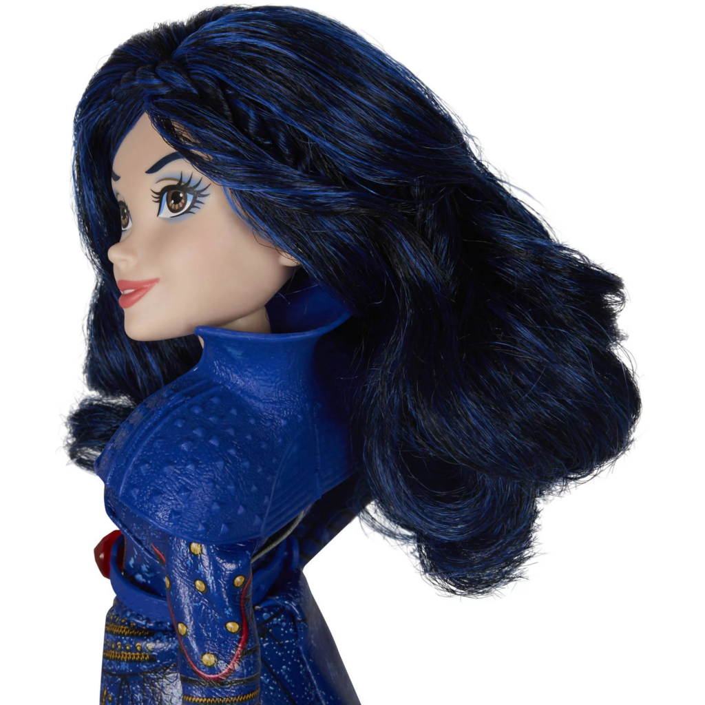 Doll Review: Disney Descendants signature Evie