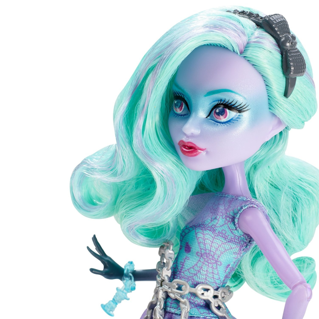 Monster High Generation 1 Haunted Getting Ghostly Twyla