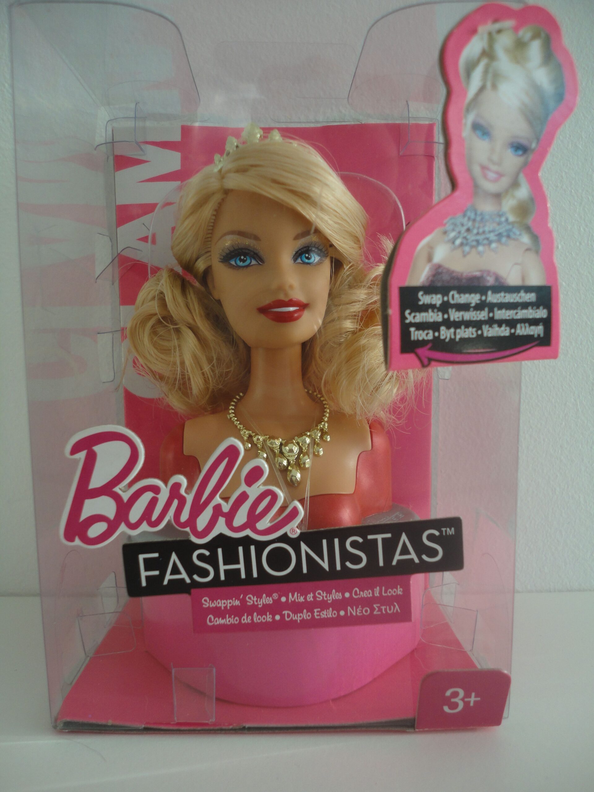 Barbie fashionistas swappin online styles heads