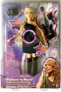 NEW TAYLOR SWIFT Jukebox Barbie Doll Set Picture To Burn / Love