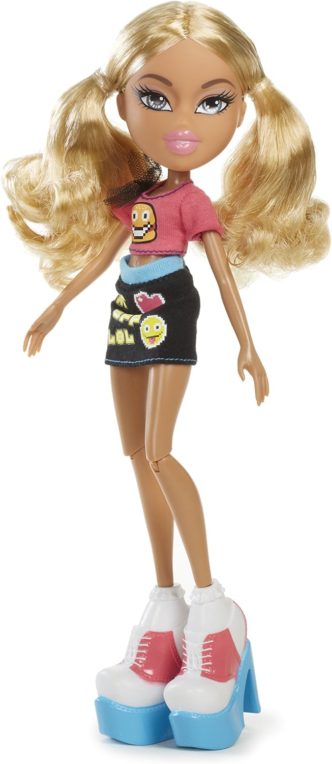 Bratz - Yasmin Selfie Snaps, Bambola Da Collezione Con Accessori, Altezza 26 Cm, Dai 5 Anni