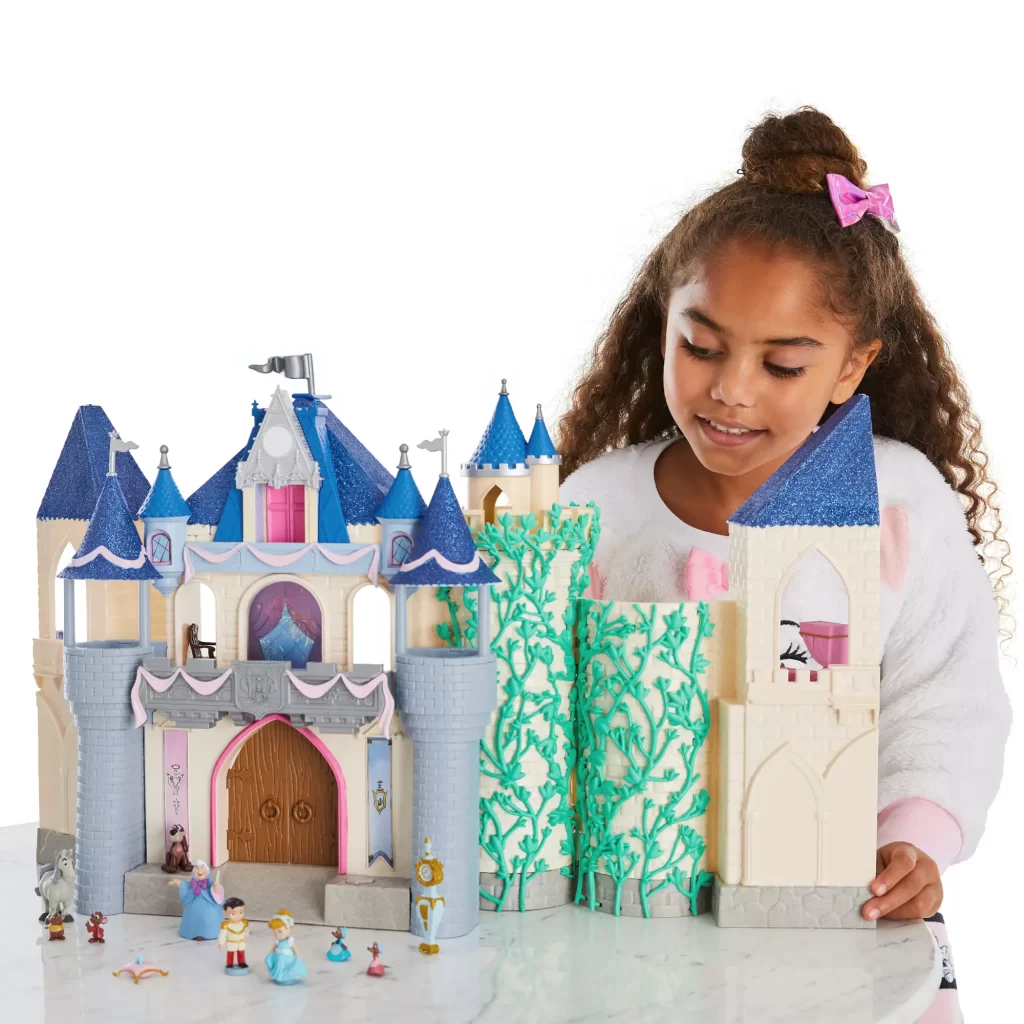 Disney animators collection hot sale castle