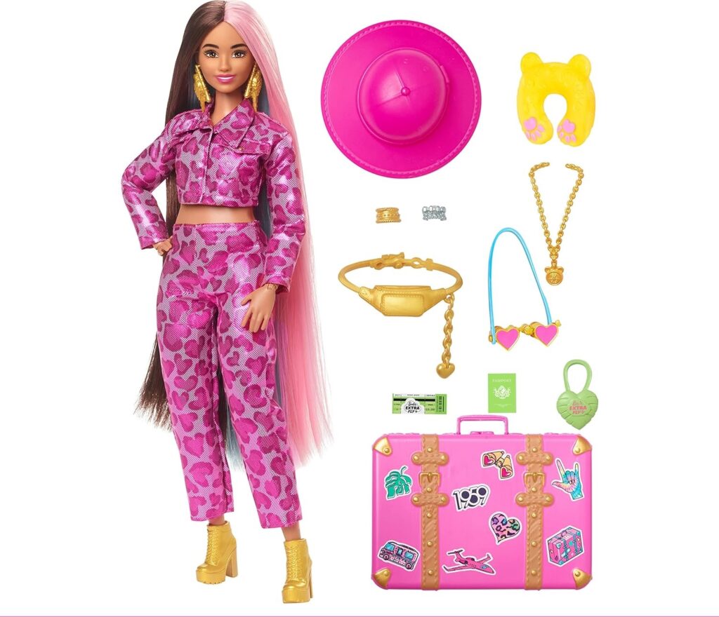 Barbie -Travel Doll with Safari Clothes, Barbie Extra Fly, Pink