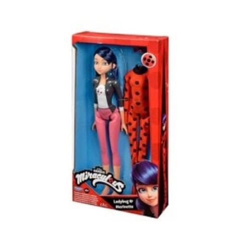 Miraculous Playmates Toys - Marinette Con Abito Segreto Ladybug E Cat Noir, Bambola 26,5 Cm