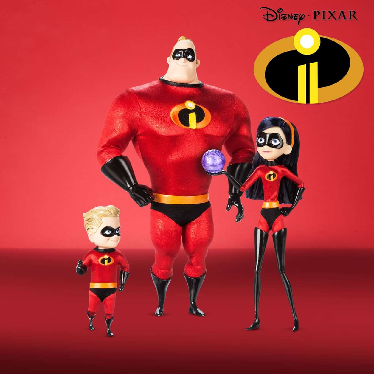 Disney Designer Collection Incredibles 2 Mr Incredible, Violet and Dash -